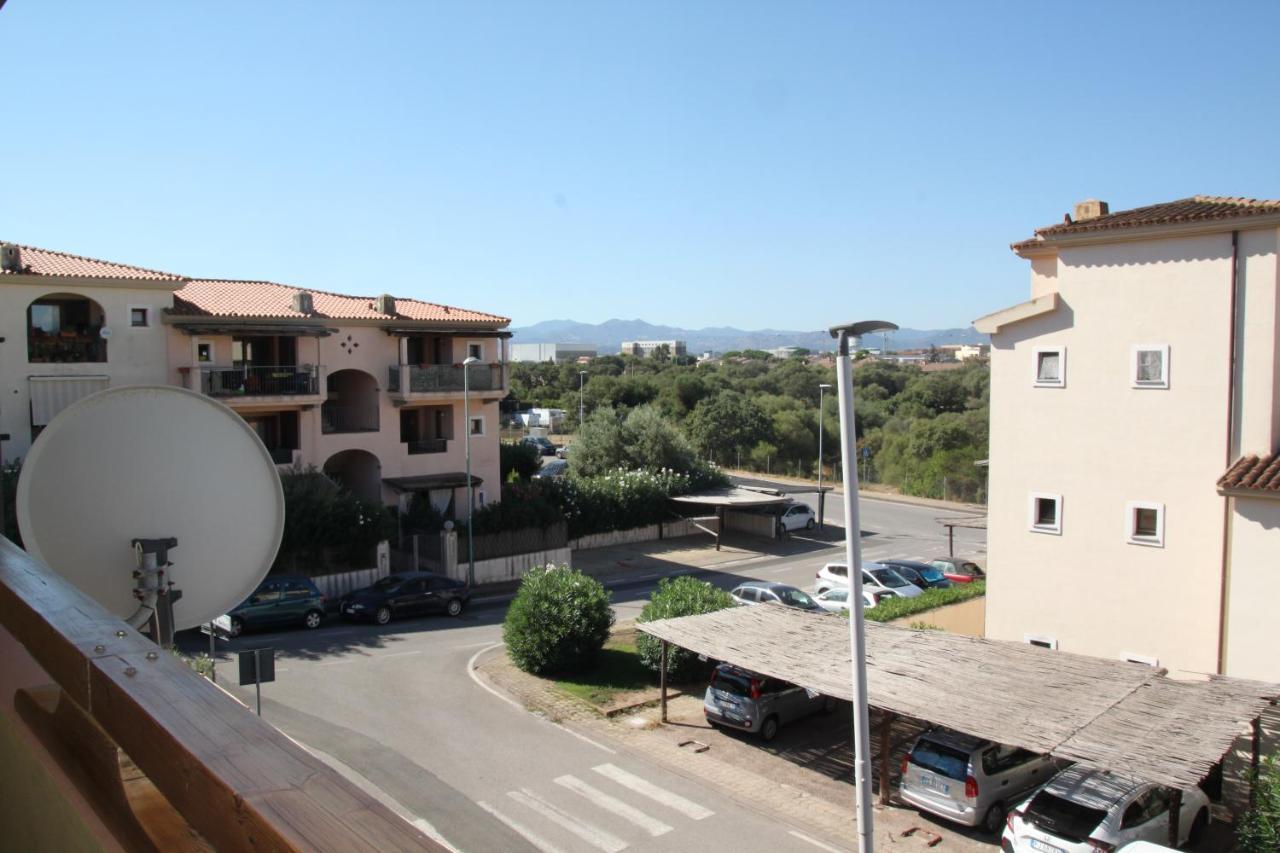 Magibac Due - Casa Vicino Aeroporto E Mater Olbia Apartman Kültér fotó